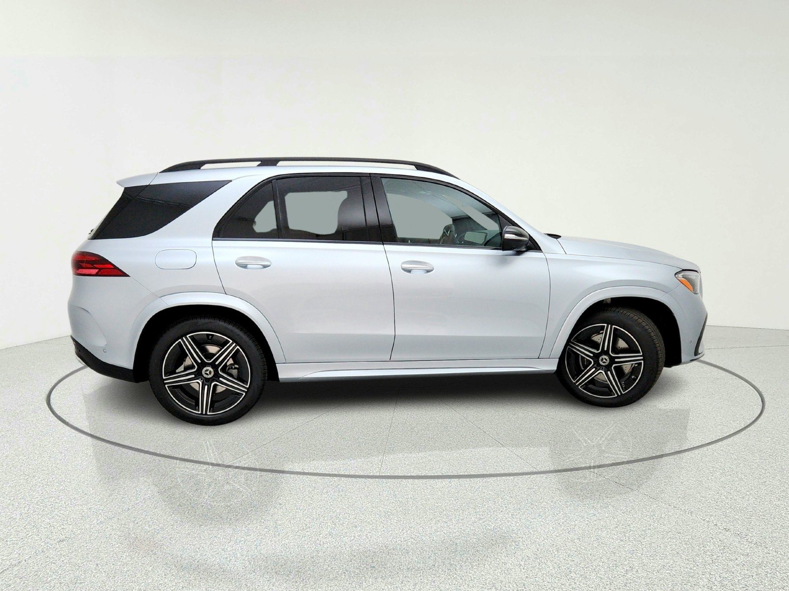 New 2026 Cirrus Silver Metallic Mercedes-Benz GLE 350 SUV image 7