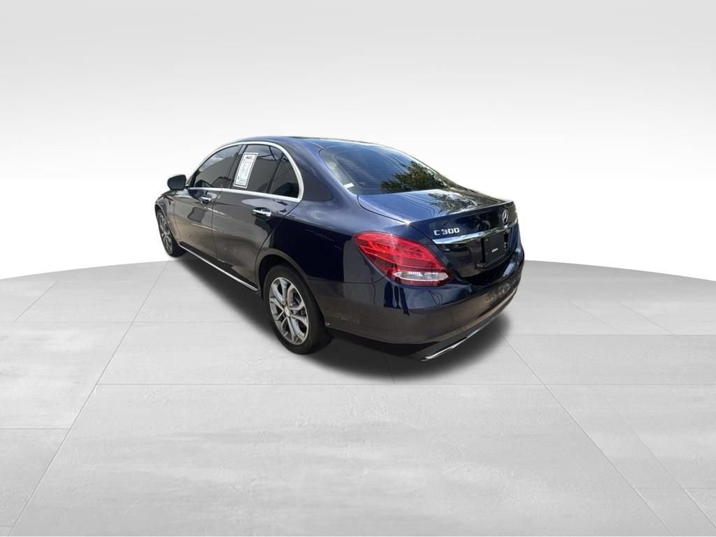 Used 2017  Mercedes-Benz C 300 image 4