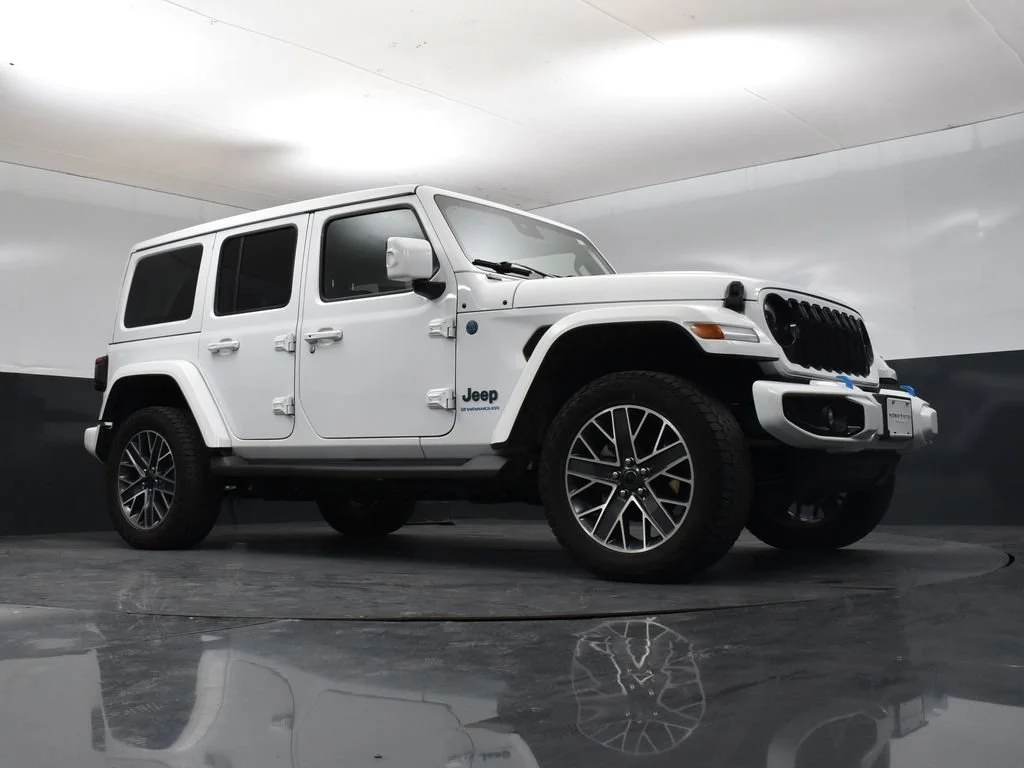 Used 2024 White Jeep High Altitude 4xe image 28