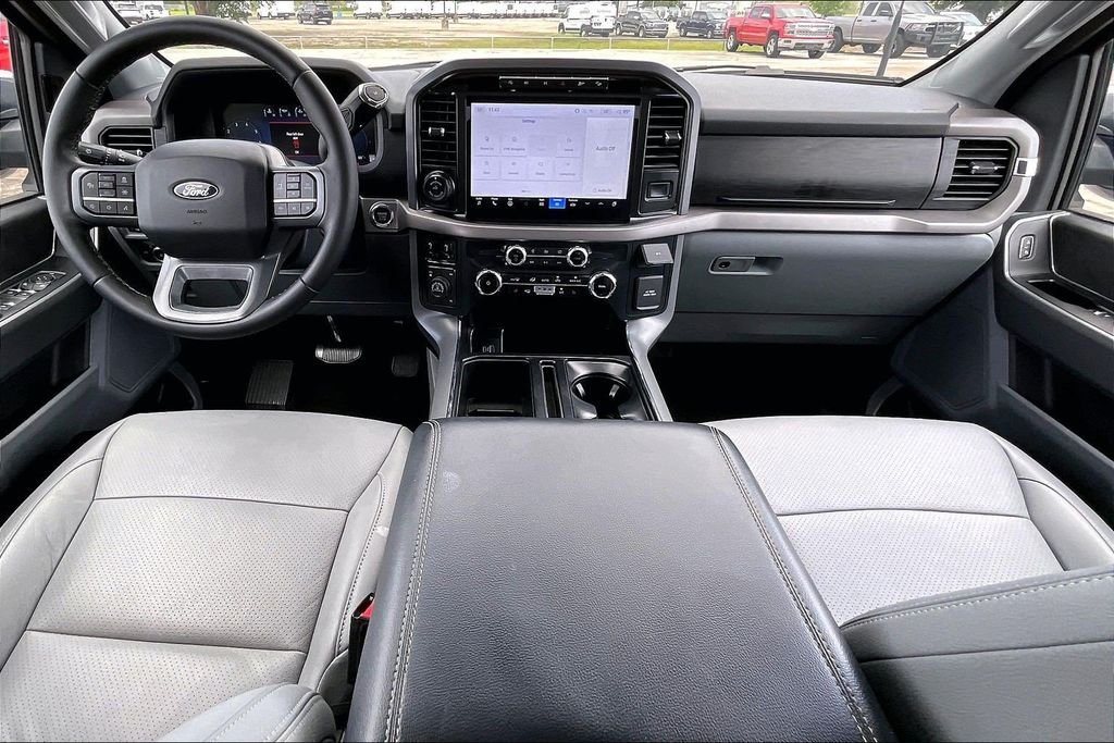 Used 2024 Gray Ford XLT image 7
