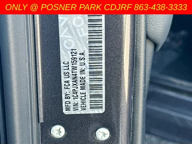 New 2026 Granite Crystal Metallic Clearcoat Jeep Sport S image 32