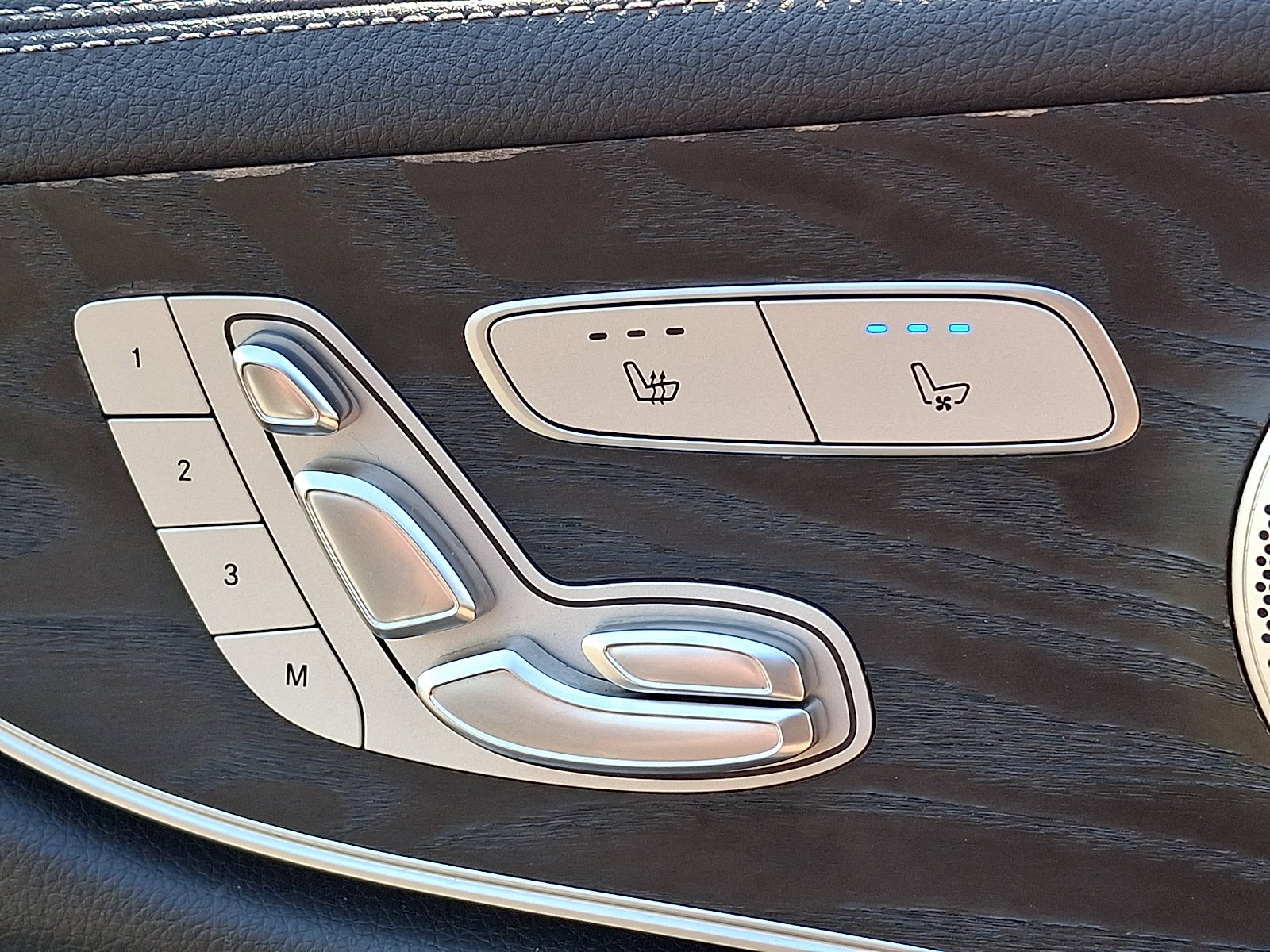 Certified Used 2021 Black   040 Mercedes-Benz E 450 image 25