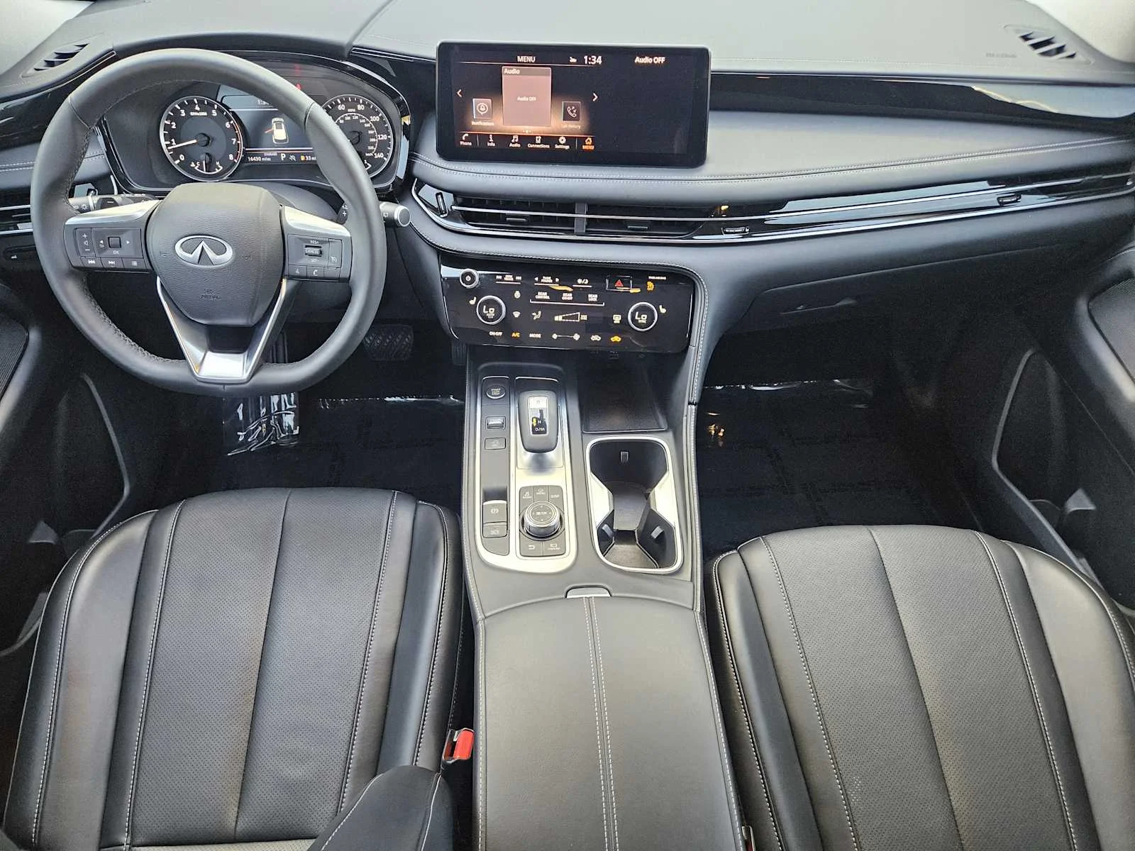 Certified Used 2025 Mineral Black INFINITI PURE image 22