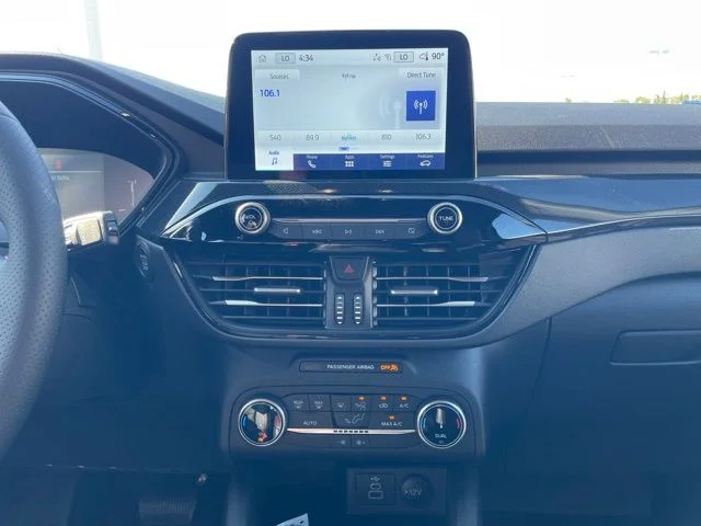2026 Ford Escape ST-Line - Photo 11