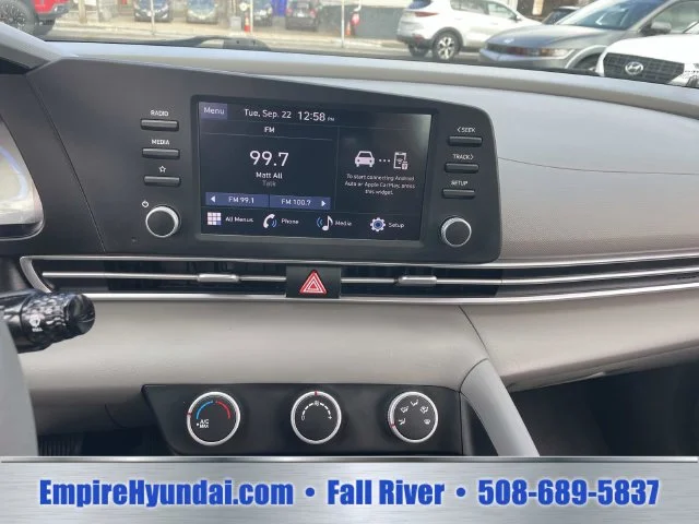 Used 2024 Red Hyundai SE image 21