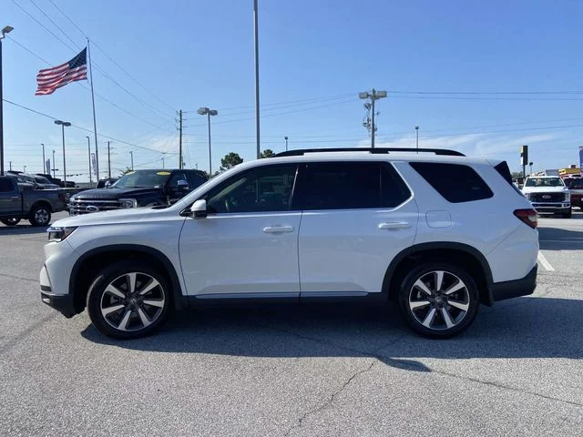 Used 2025 Black Honda Touring image 6