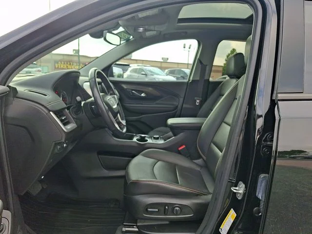 Used 2020 Black GMC SLT image 13