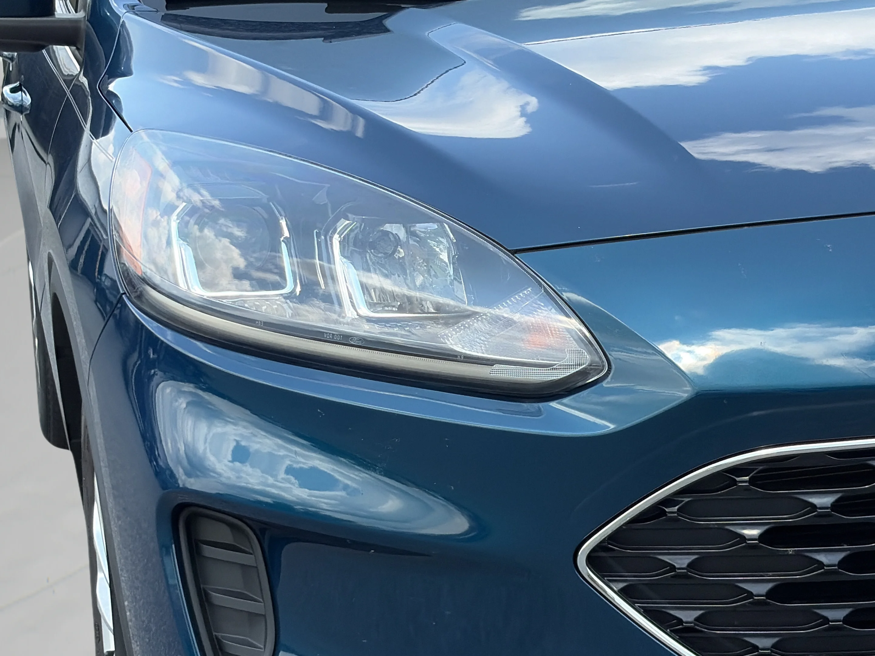 Used 2020 Green Metallic Ford SE image 10