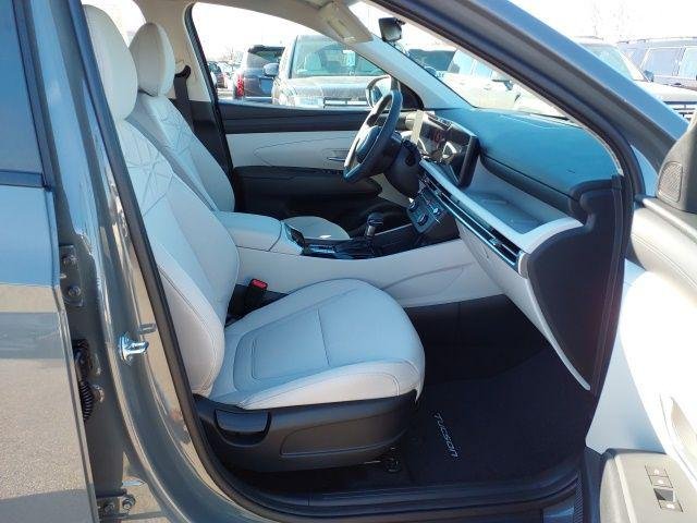 New 2026 Gray Hyundai SE image 13