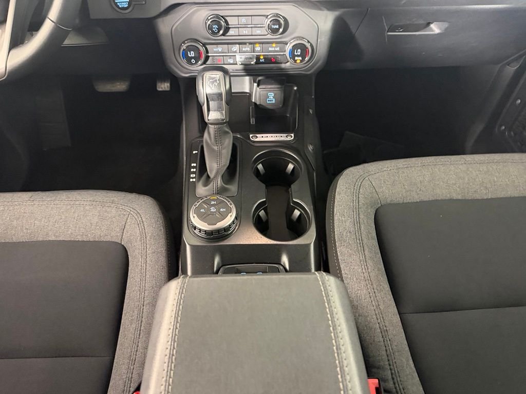 Used 2025 White Ford Big Bend image 16