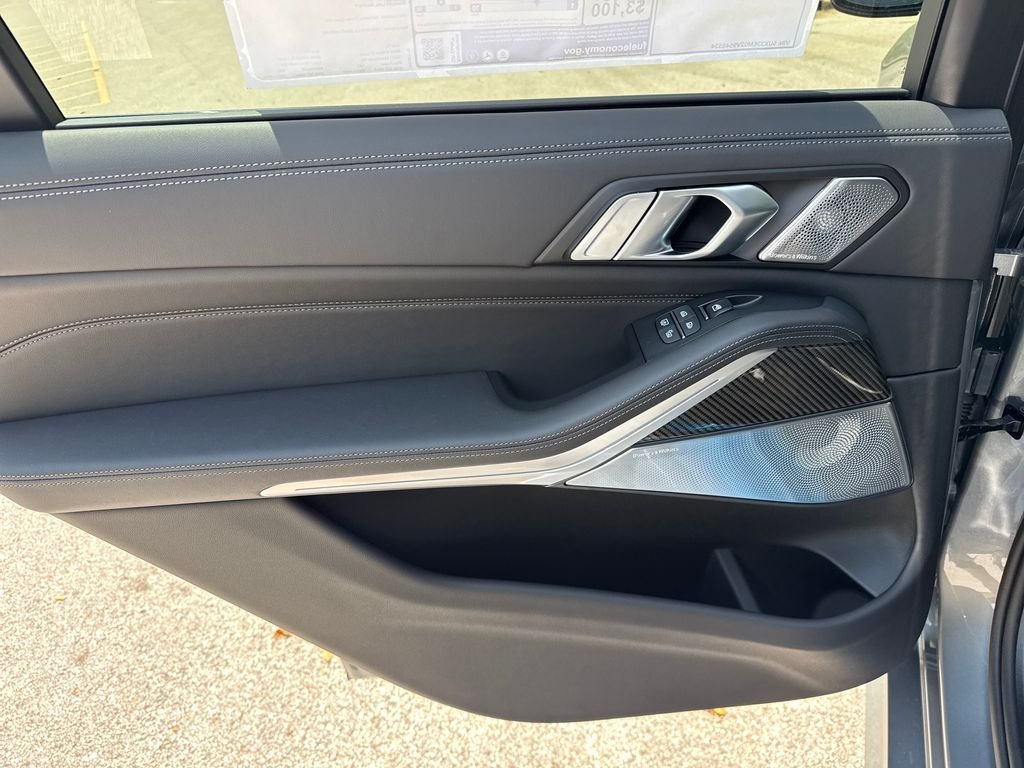New 2027 Gray BMW M60i image 21