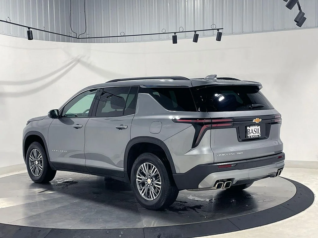 Used 2025 Gray Chevrolet LT image 14