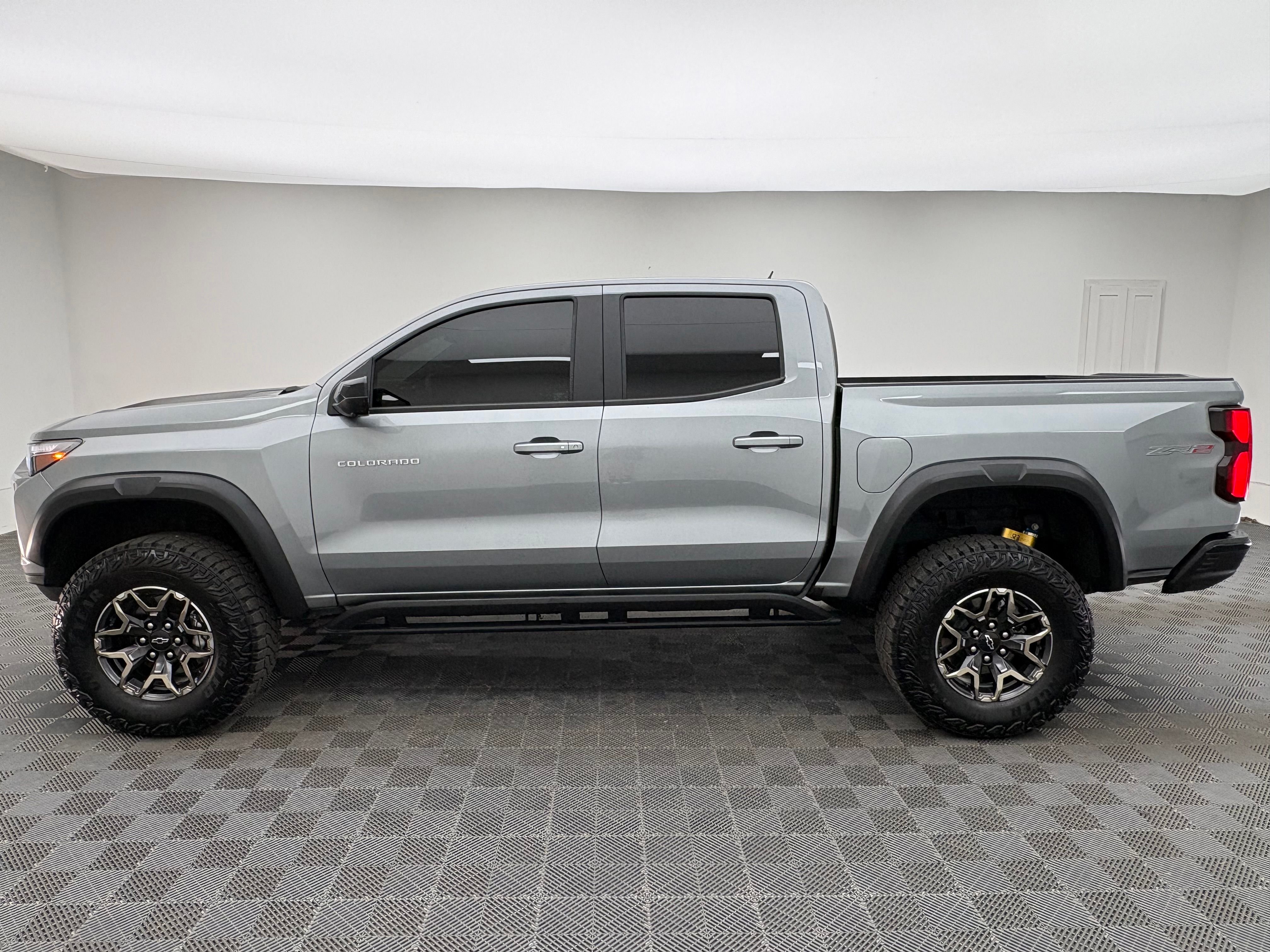 Used 2025 Sterling Gray Metallic Chevrolet ZR2 image 11