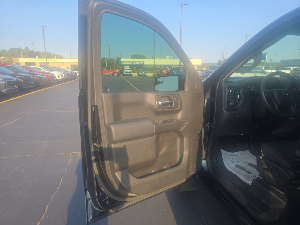Used 2022 Black Chevrolet Custom Trail Boss image 17