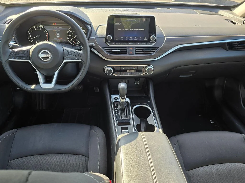 Used 2024 Garnet Pearl Metallic Nissan 2.5 SV image 18