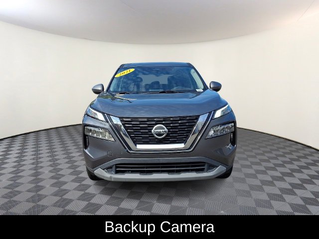 Used 2021 Gray Nissan SV image 2