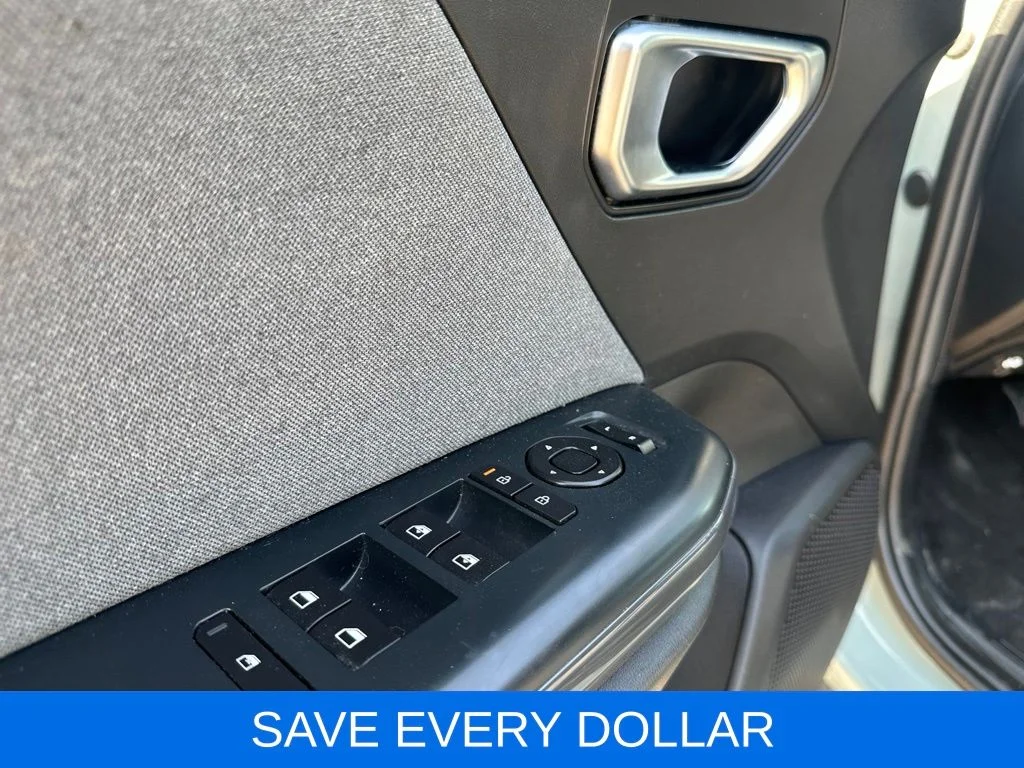 Used 2025 Green Kia EX image 11