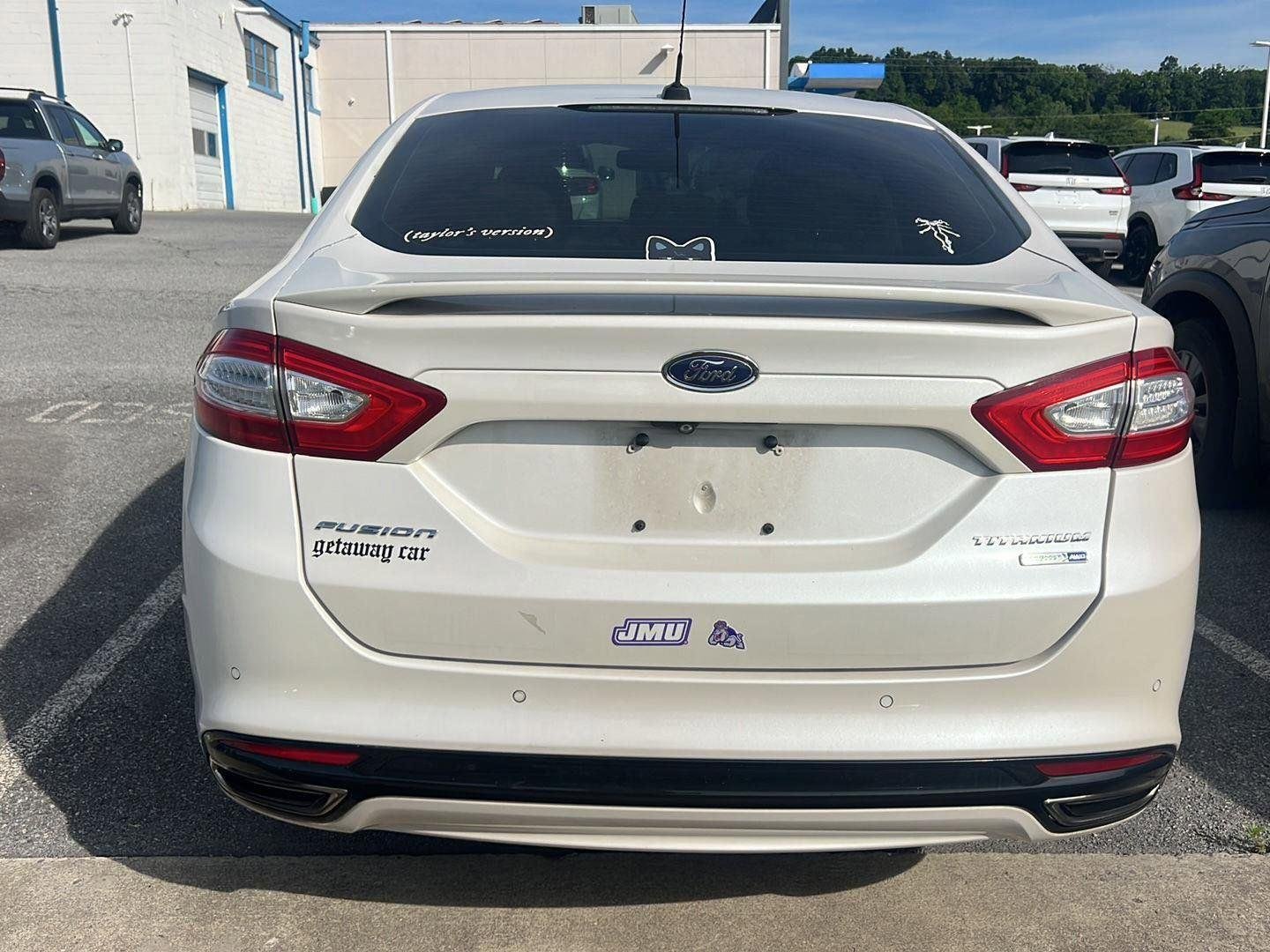 Used 2014 White Platinum Metallic Tri-Coat Ford Titanium image 4
