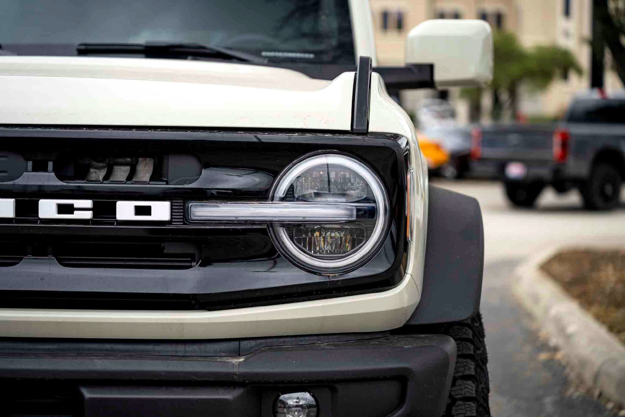 New 2025 Desert Sand Ford Outer Banks image 8