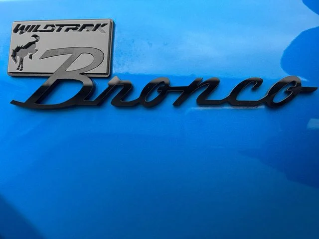 Used 2023 Velocity Blue Metallic Ford Wildtrak image 30