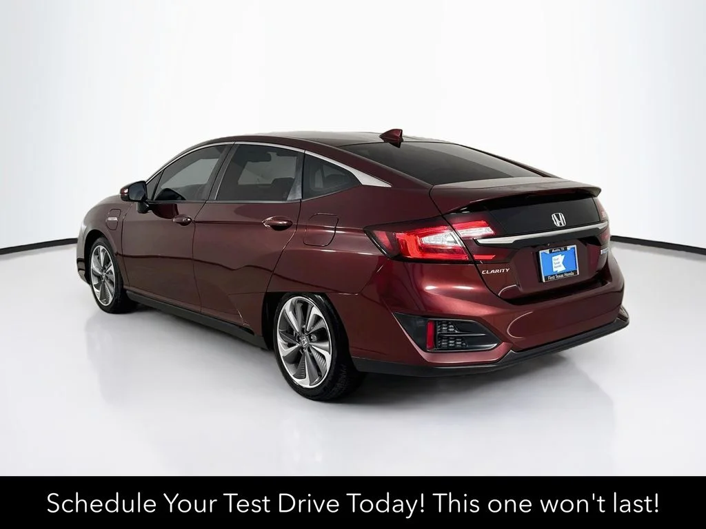 Certified Used 2018 Red Honda Base image 6