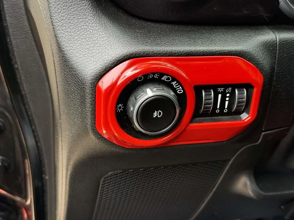 Used 2021 Black Jeep Unlimited Sport Altitude image 26