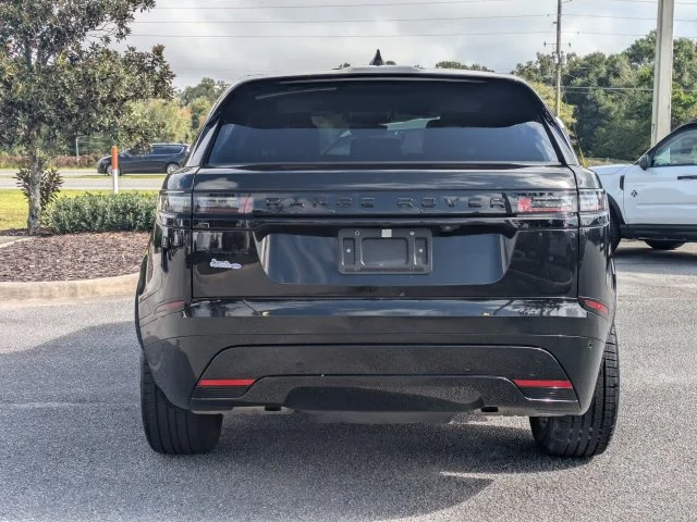 Used 2025 Santorini Black Land Rover Dynamic SE image 6