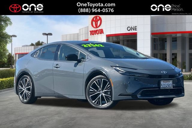 2023 Toyota Prius XLE