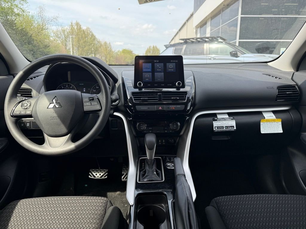 Used 2024 Silver Mitsubishi Black Edition image 11