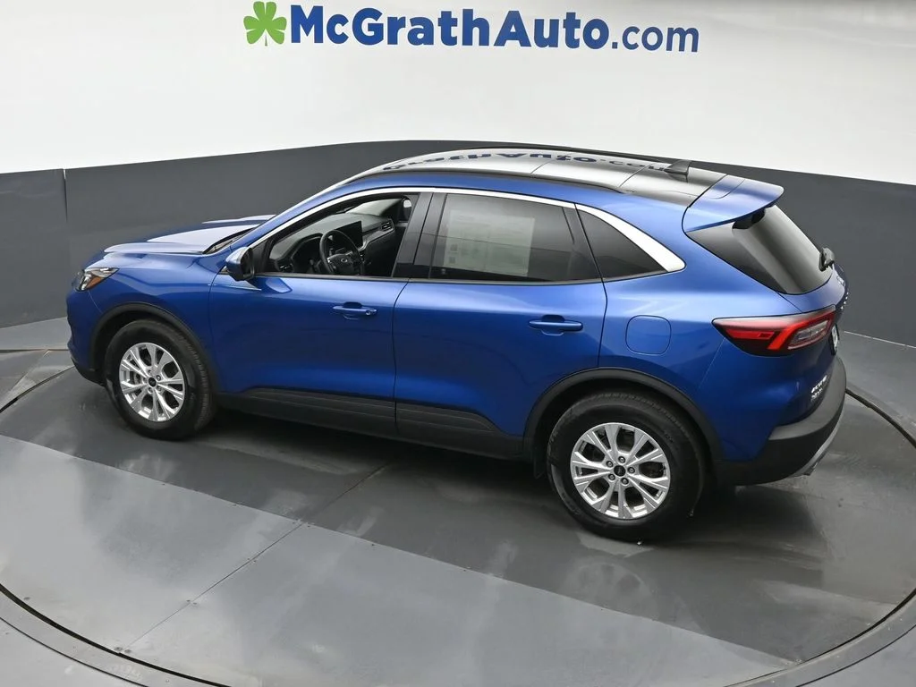 Used 2023 Blue Ford Active image 26