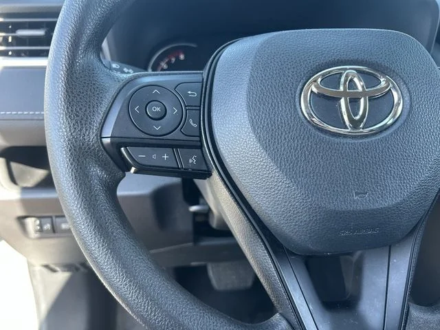 Used 2025 Silver Sky Metallic Toyota XLE image 25