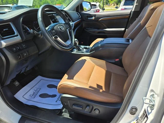 Used 2019 White Toyota Limited image 11