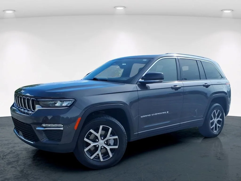Used 2024 Gray Jeep Limited image 2