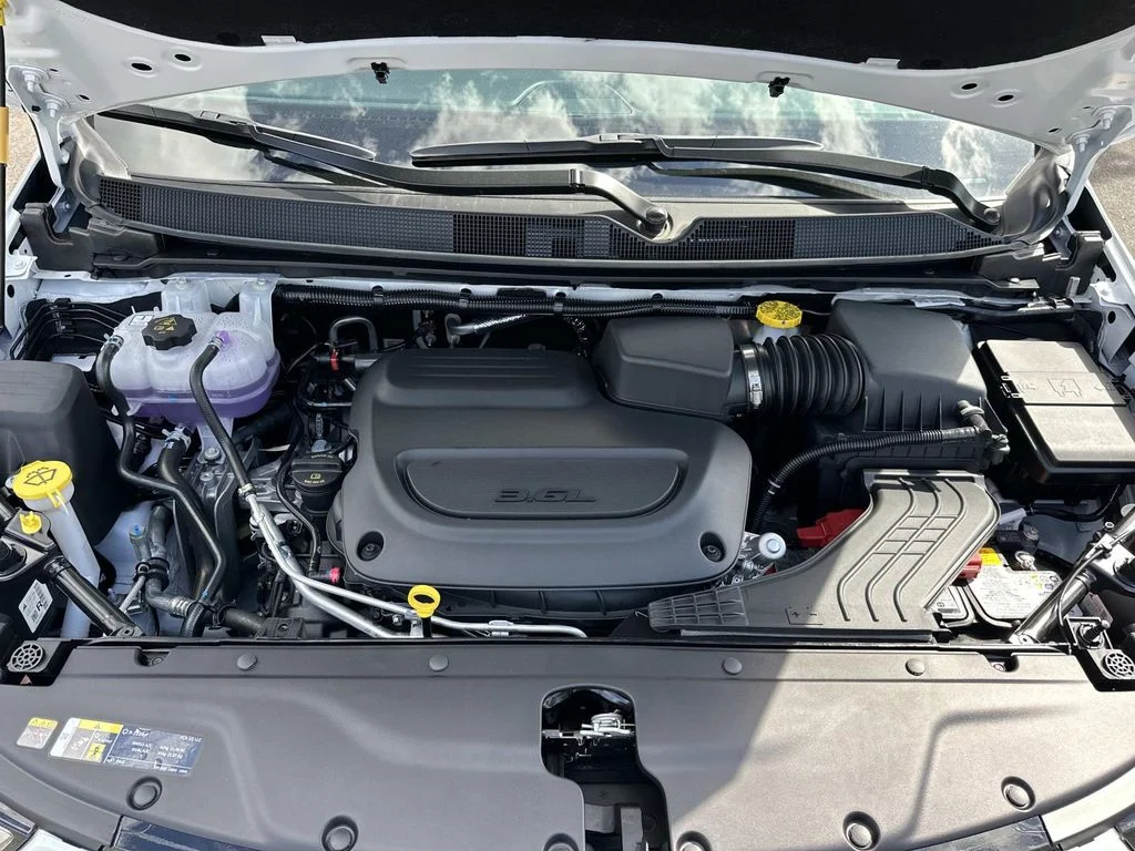 2026 Chrysler Pacifica Limited - Photo 14