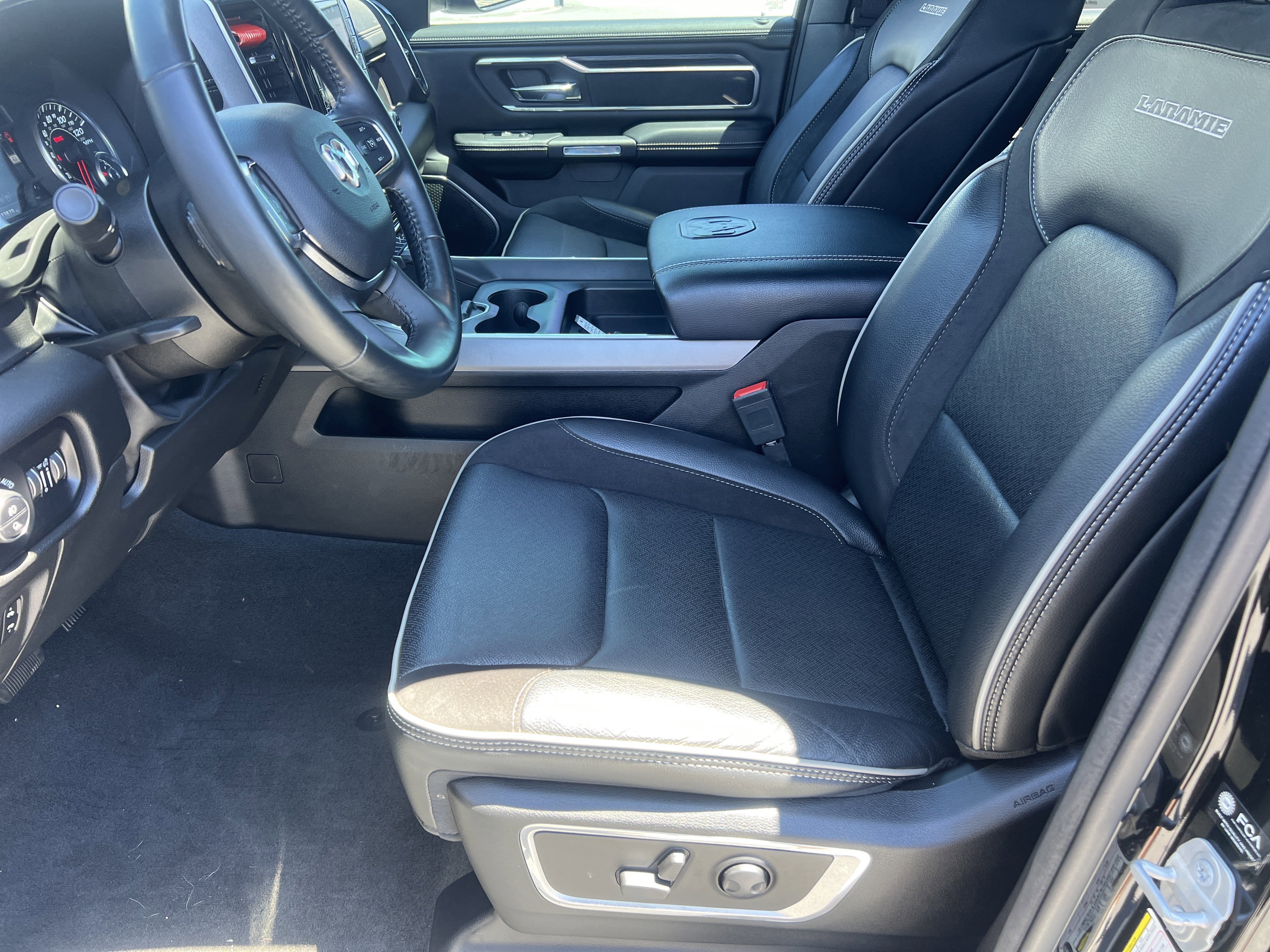 Used 2023 Diamond Black Crystal Pearlcoat Ram Laramie image 11