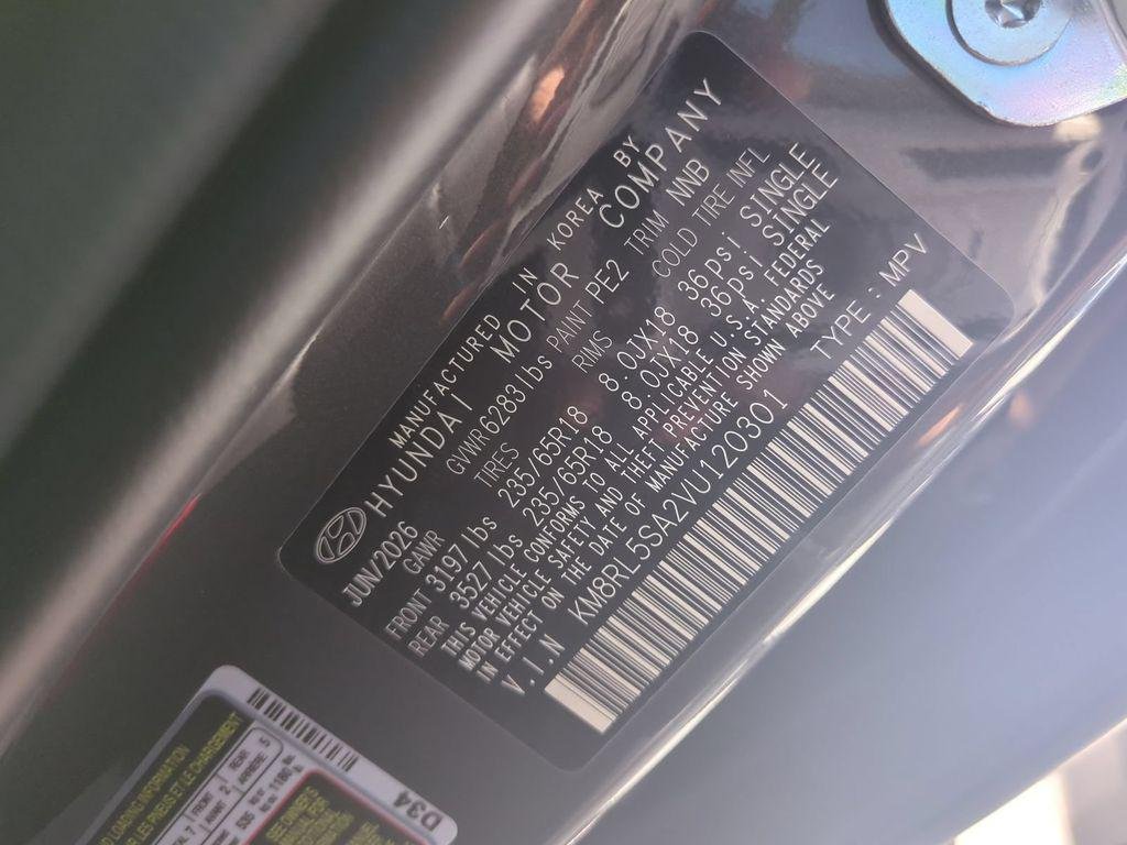 New 2027 Gray Hyundai Blue SEL 7P image 39