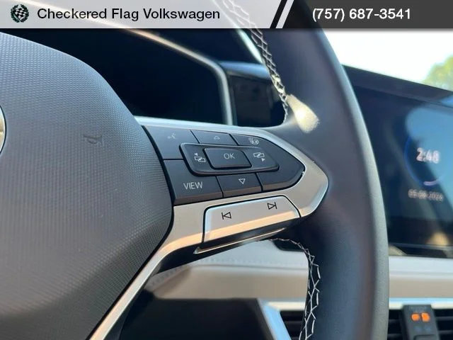 New 2026 Black Volkswagen 1.5T SE image 33