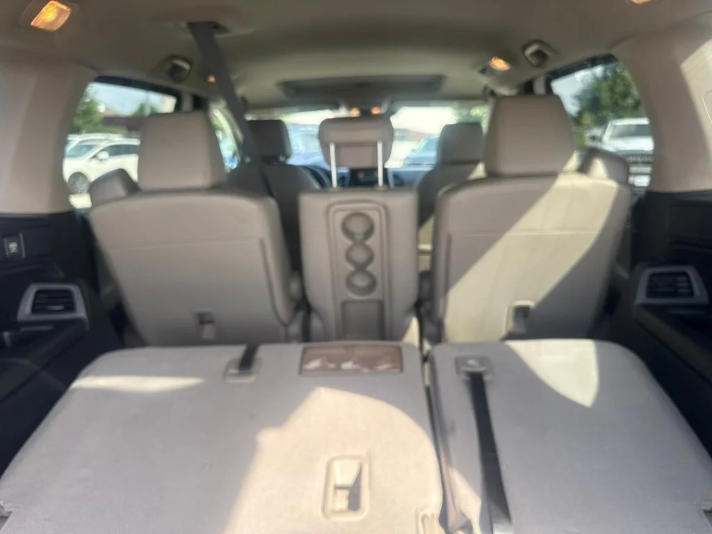 Used 2019 White Honda EX-L image 16