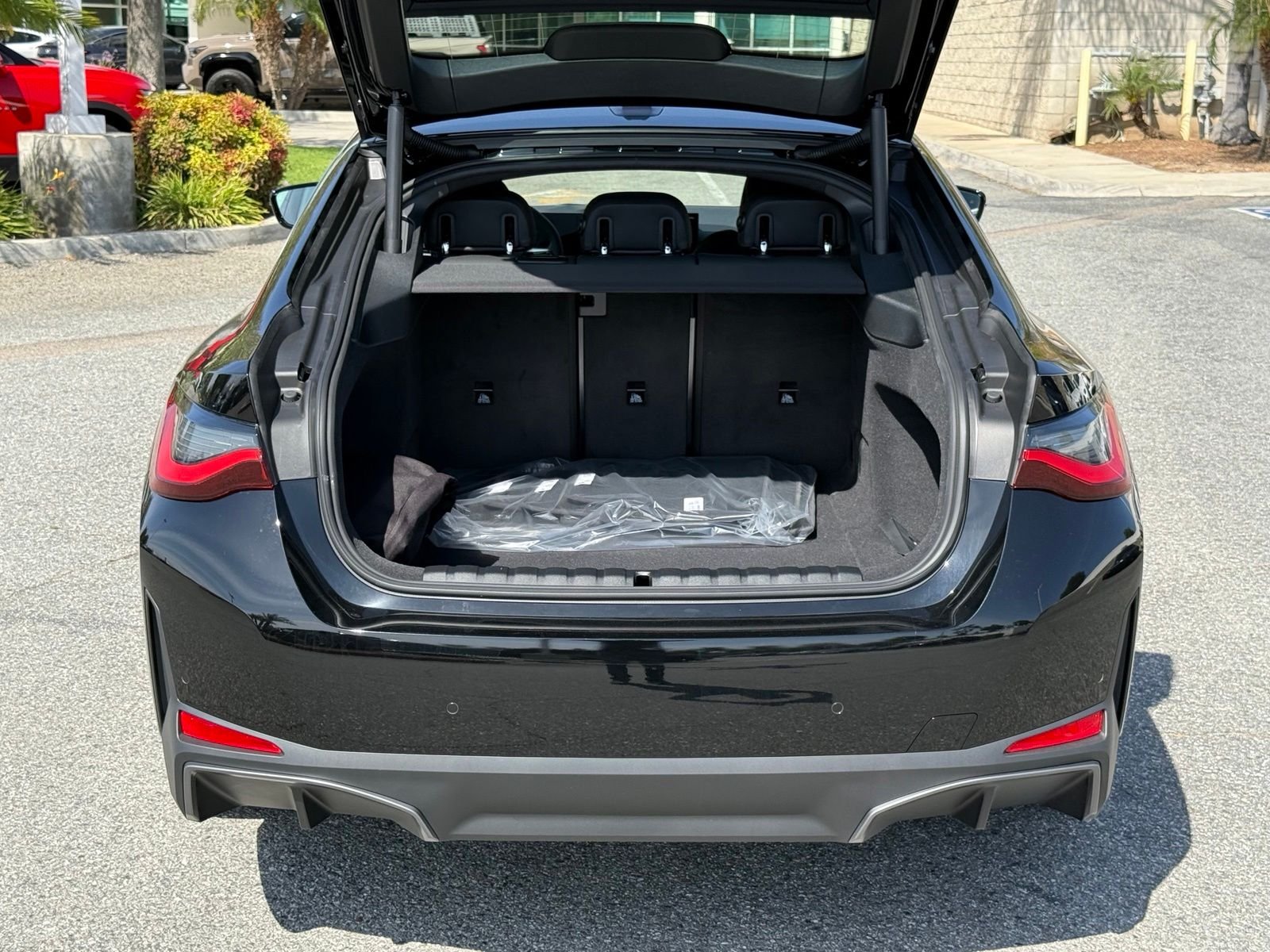 New 2026 Jet Black BMW eDrive40 image 16