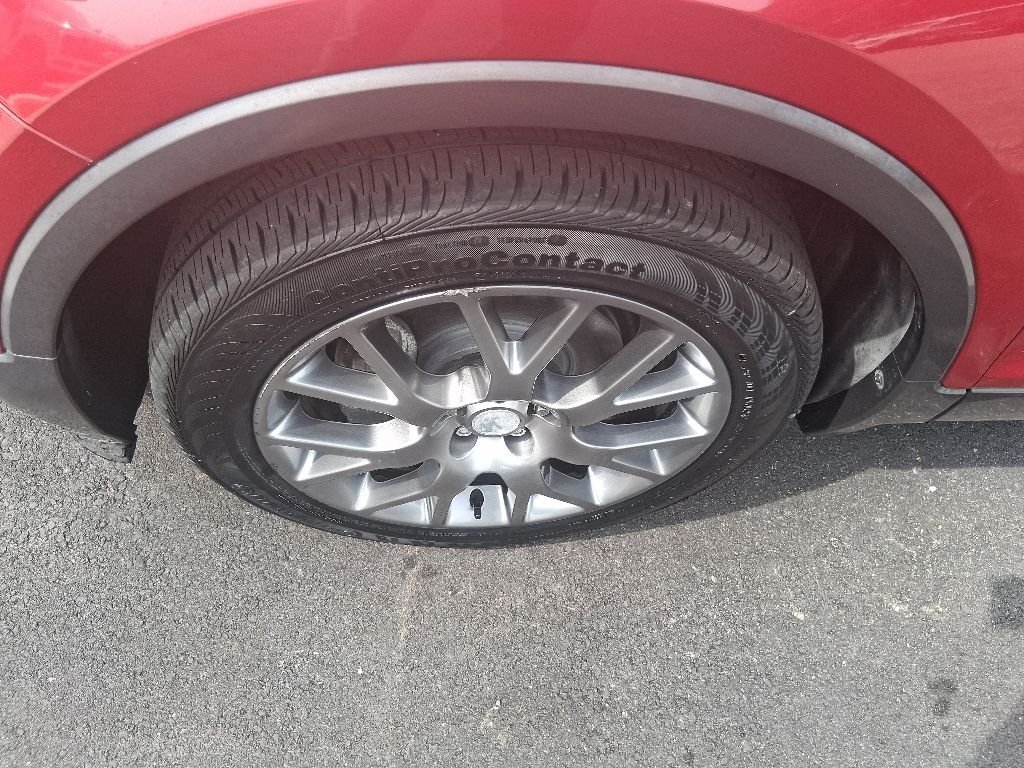 Used 2016 Red Buick Sport Touring image 8