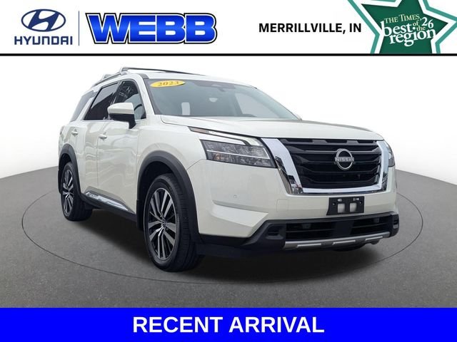 2023 Nissan Pathfinder Platinum 4WD's photo