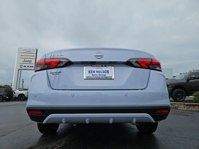 2025 Nissan Versa Sedan SV - Photo 9