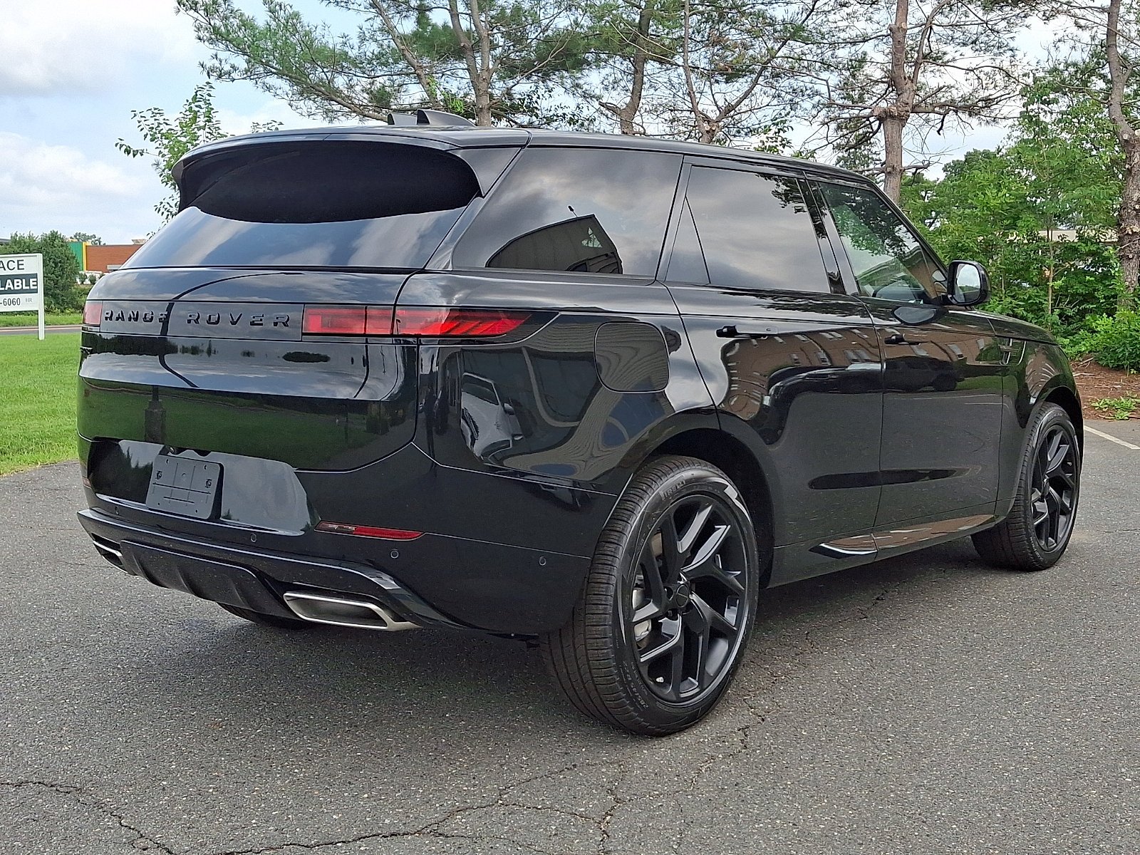 New 2026 Santorini Black Land Rover  image 6