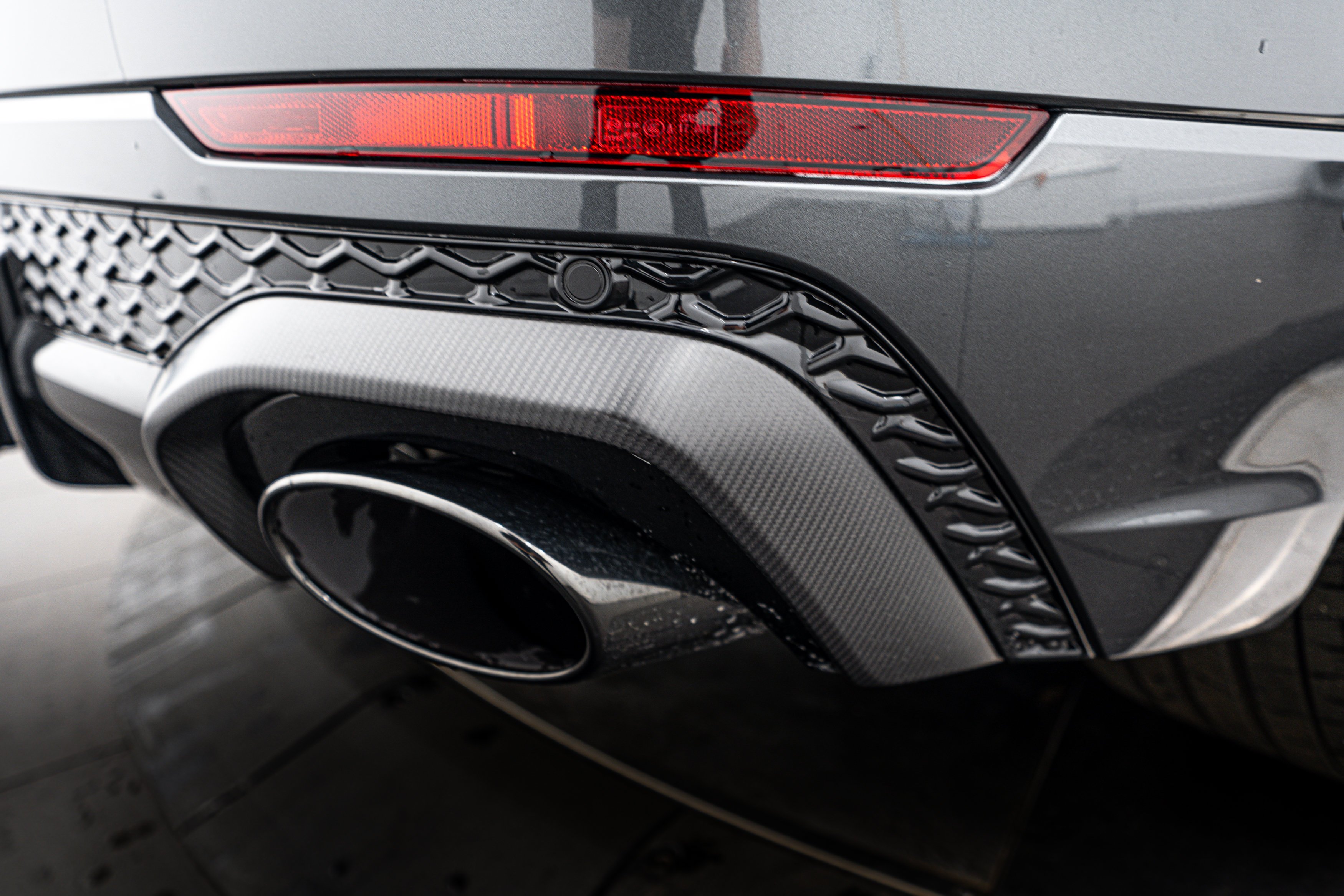 New 2026 Daytona Gray Audi performance image 27