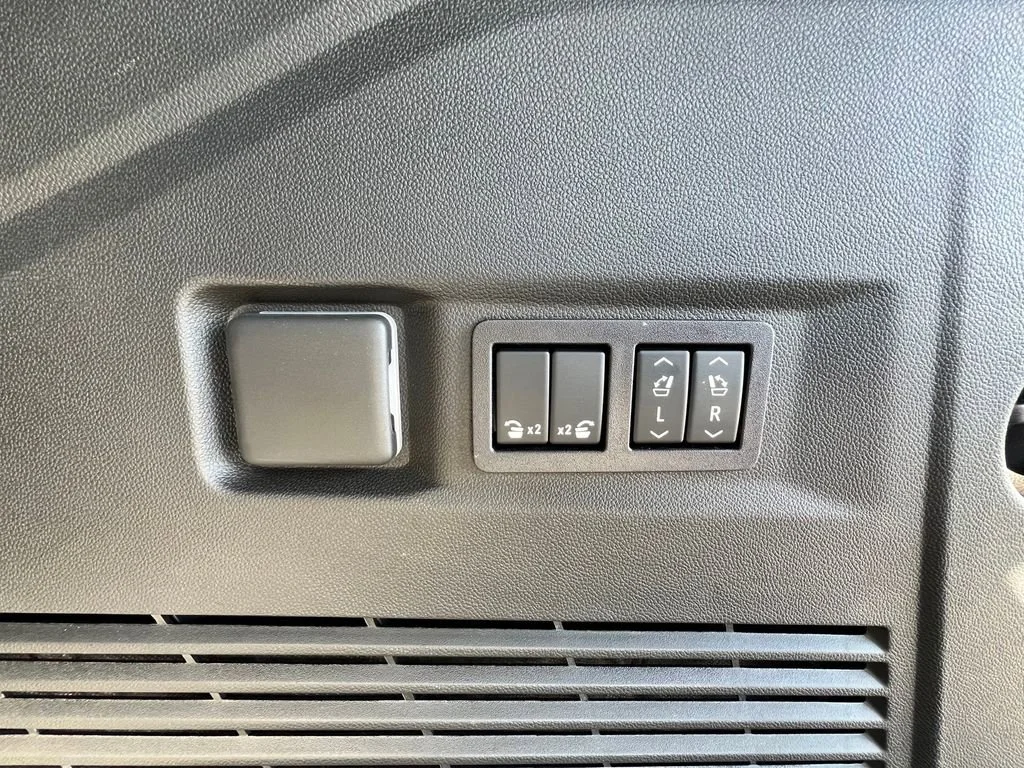 2026 Chevrolet Tahoe LT - Photo 37