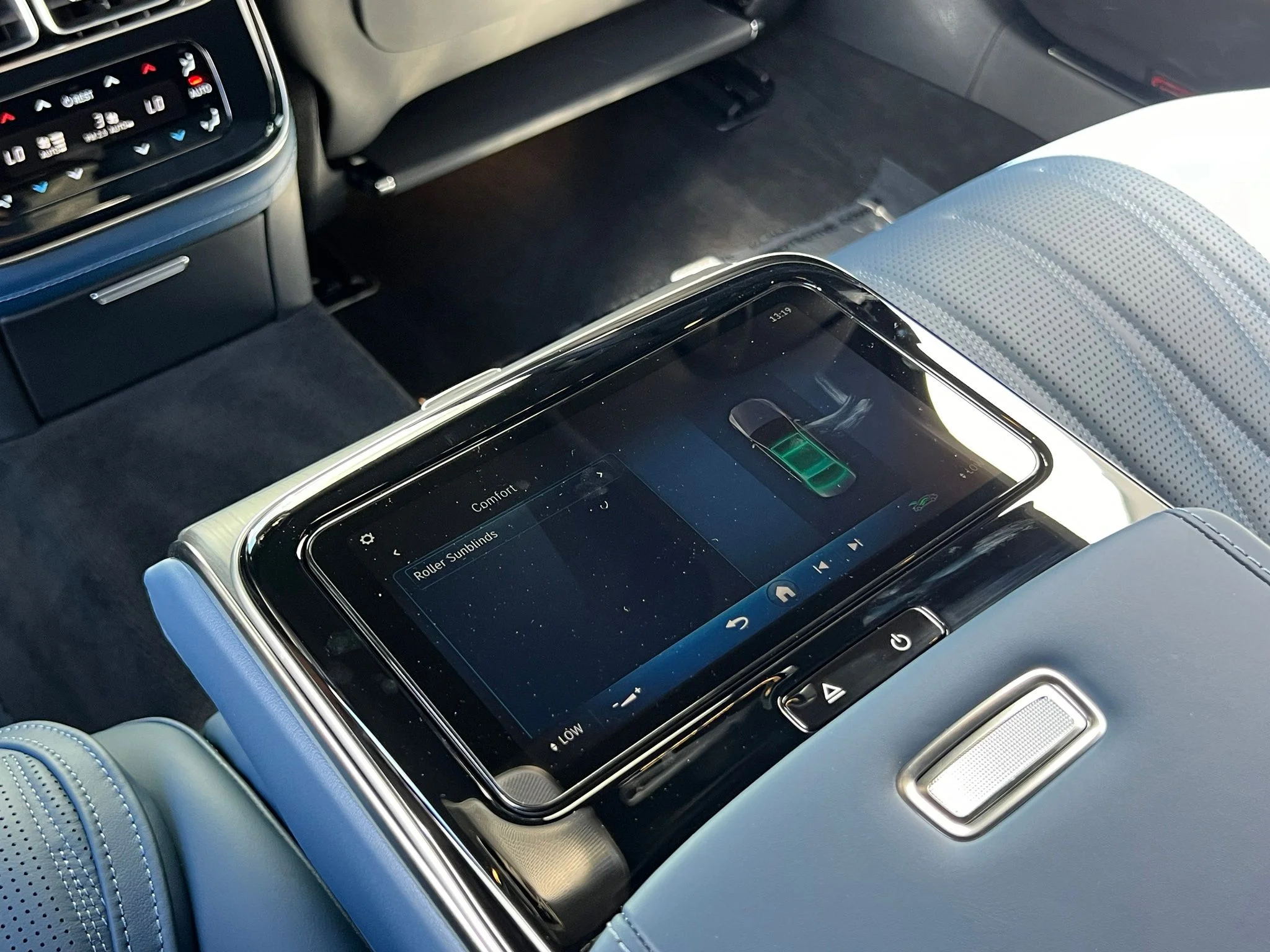 Used 2025 Gray Mercedes-Benz S 63 E AMG® image 23