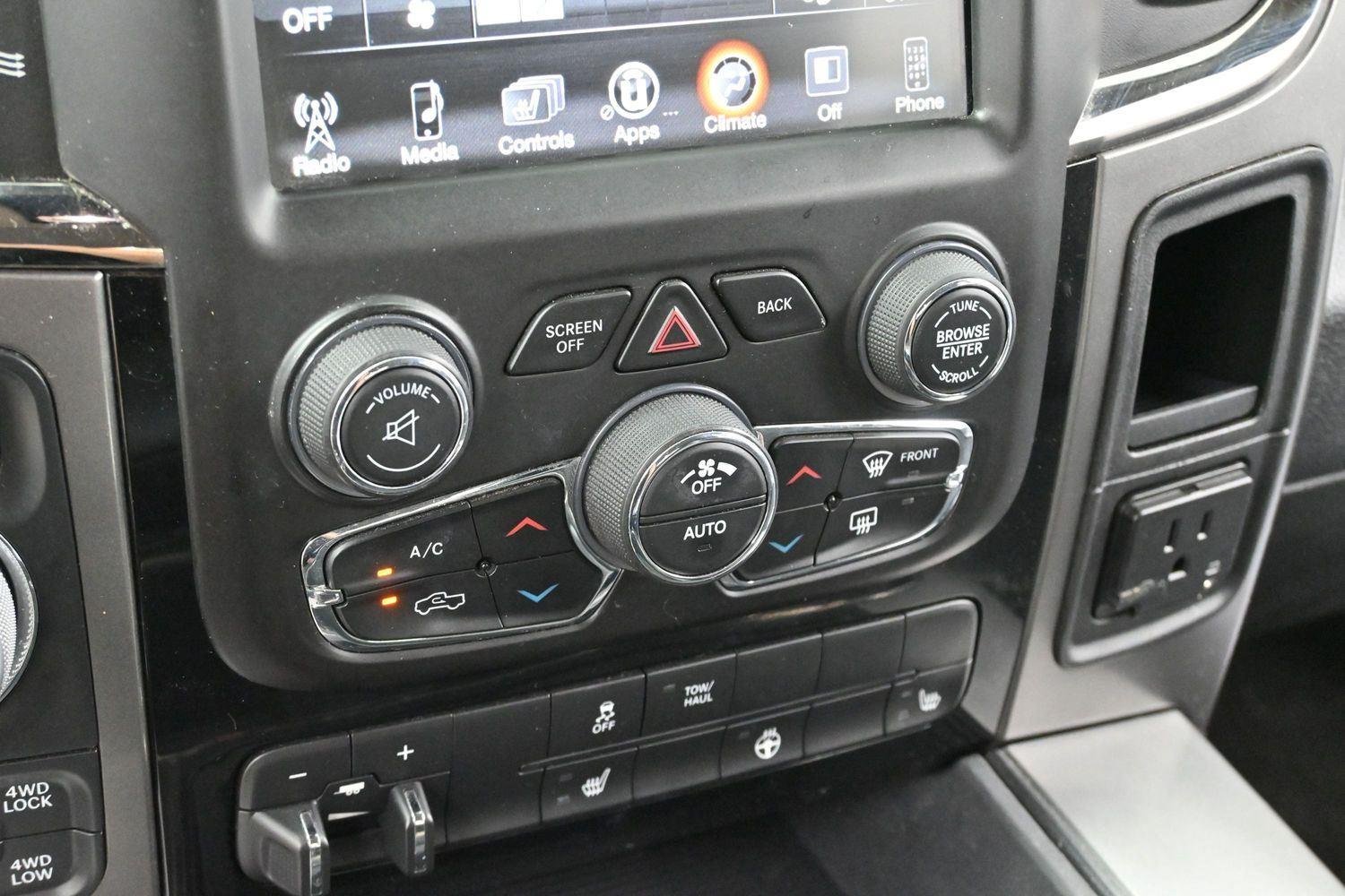 Used 2017 Granite Crystal Metallic Clearcoat Ram Sport image 18