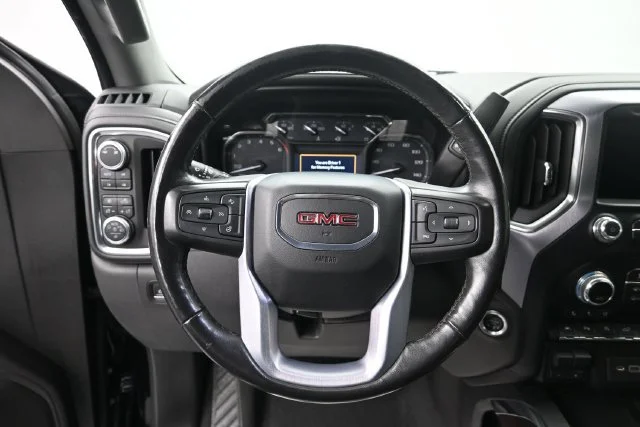 Used 2019 ONYX BLACK GMC SLT image 14