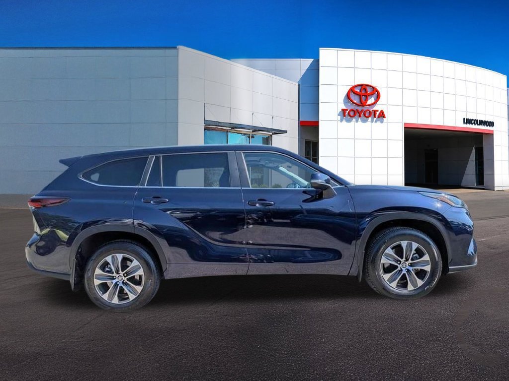 Used 2026 Blue Toyota XLE image 10