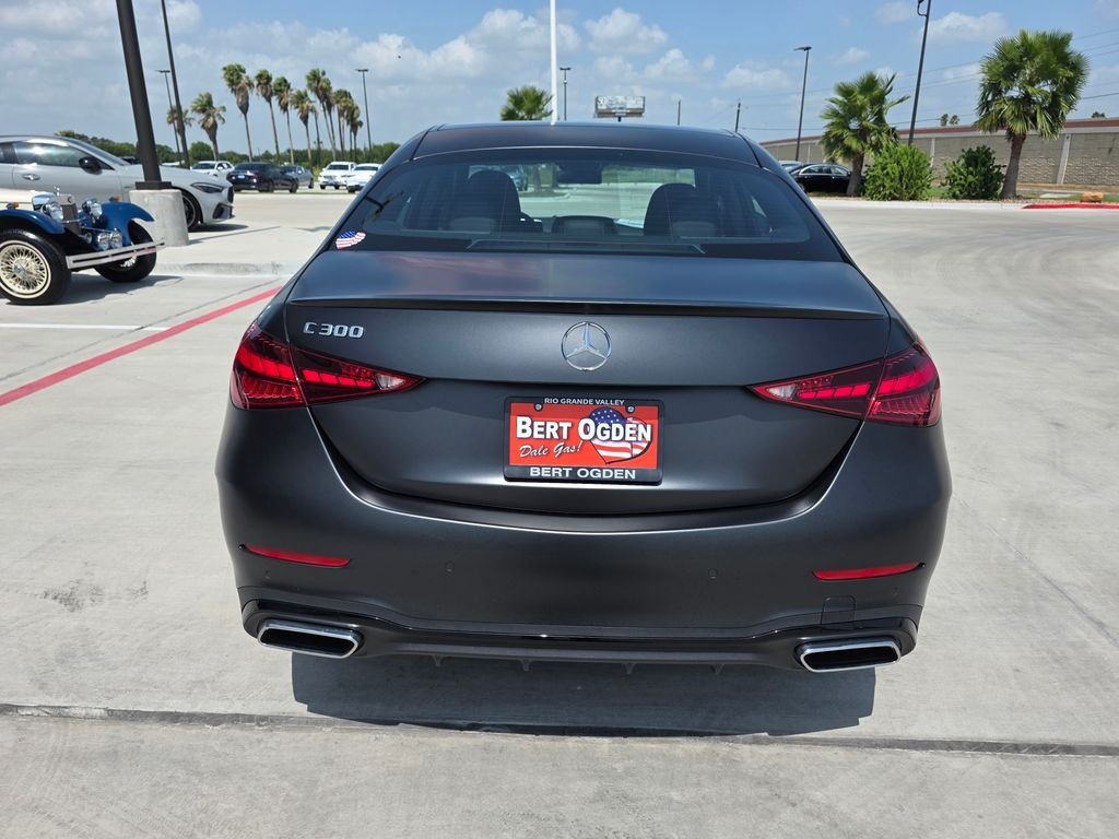New 2026 MANUFAKTUR exclusive graphite grey magno Mercedes-Benz C 300 image 6